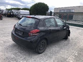 Peugeot 208 LIKE 1.2 picture 2