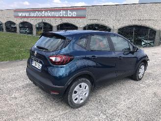 Damaged car Renault Captur 0.9 2018/6