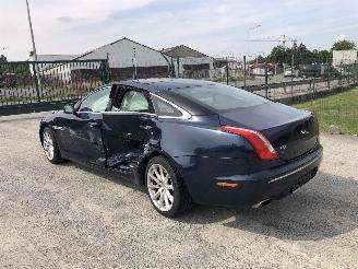 Jaguar XJ 3.0 D  V6 picture 4