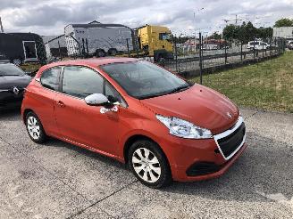 škoda osobní automobily Peugeot 208 1.2  LIKE 2016/12