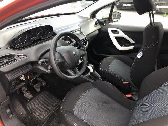 Peugeot 208 1.2  LIKE picture 5