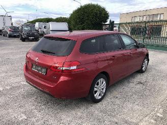 uszkodzony samochody osobowe Peugeot 308 1.2 TURBO 2017/4