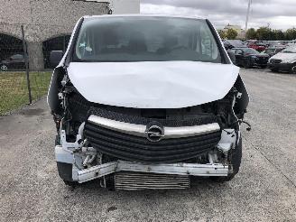 Opel Vivaro 1.6 CDTI picture 3