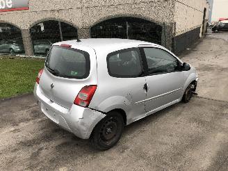 Renault Twingo 1.1 picture 3