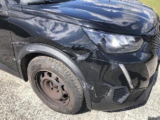 Peugeot 2008 1.2 TURBO picture 8