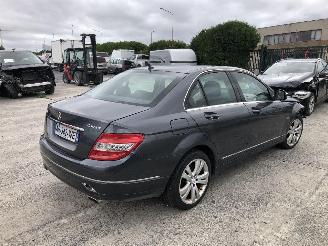 Mercedes C-klasse V6  AVANTGARDE picture 4