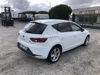 uszkodzony samochody osobowe Seat Leon 1.4   FR    150 CV 2016/8