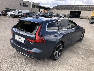 Volvo V-60 T8    2.0 picture 4