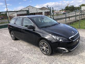 Peugeot 308 1.2 TURBO picture 4