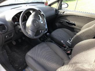 Opel Corsa 1.2 picture 5