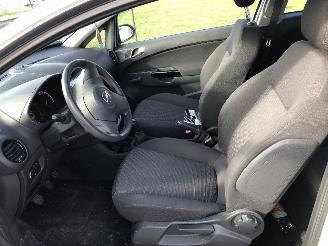 Opel Corsa 1.2 picture 6