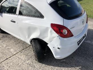 Opel Corsa 1.2 picture 8