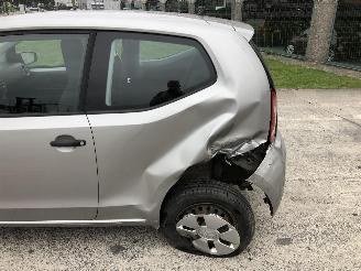 Volkswagen Up! TAKE  1.0 picture 9