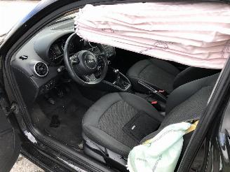 Audi A1 1.6 TDI ATTRACTION picture 6