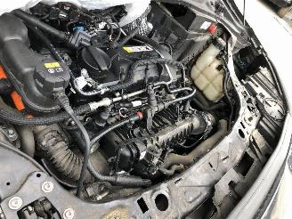 BMW 2-serie XE  IPERFORMANCE picture 16