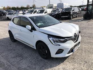 Renault Clio 1.6 HYBRIDE picture 3