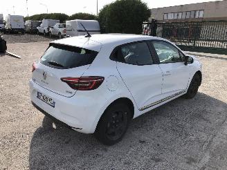 Renault Clio 1.6 HYBRIDE picture 2