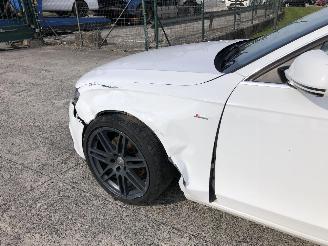 Audi A4 2.0 TDI  S-LINE picture 10