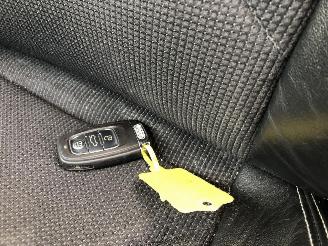 Audi A4 2.0 TDI  S-LINE picture 20