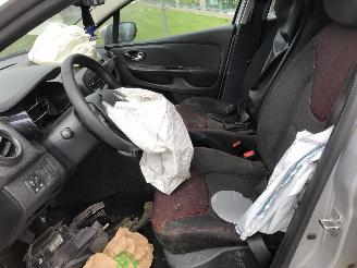 Renault Clio 1.2 picture 5