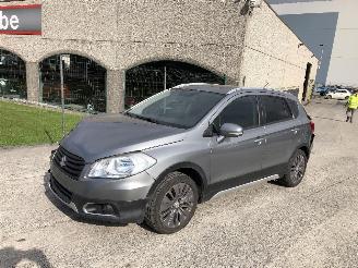 Salvage car Suzuki SX4 1.6 AUTOMATIQUE 2014/2