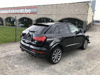 Schadeauto Audi Q3 S - TRONIC 2018/8