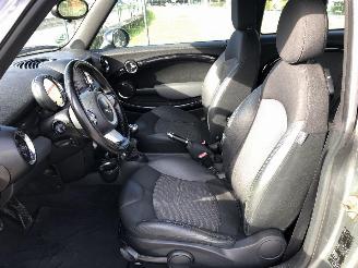 Mini Cooper 1.6 I picture 6