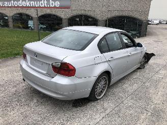 uszkodzony samochody osobowe BMW 3-serie N46B20B 2007/5