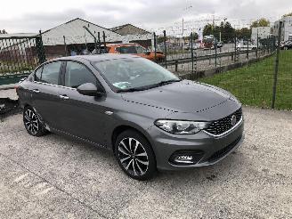 Sloopauto Fiat Tipo 1.6 MULTIJET 120 2016/3