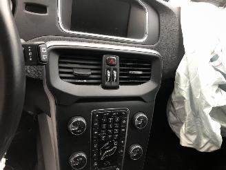 Volvo V-40 2.0 D picture 19