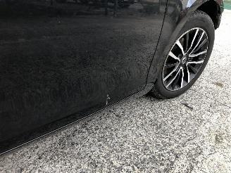 Volvo V-40 2.0 D picture 13