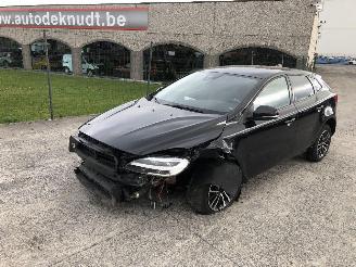 Volvo V-40 2.0 D picture 4
