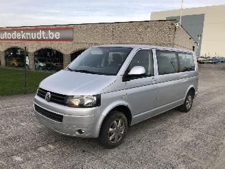 skadebil auto Volkswagen Caravelle 9 PLACES 2.0 TDI 2012/2