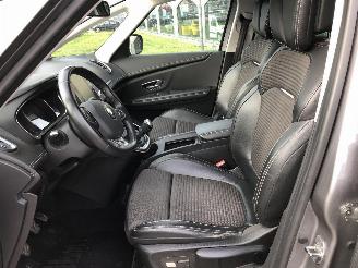 Renault Grand-scenic 1.2 TURBO 7 PLACES picture 6