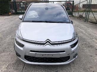 Citroën C4-picasso 1.6 HDI    7 PLACES picture 14