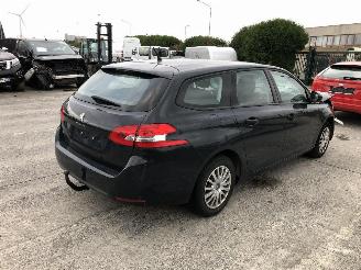 Auto incidentate Peugeot 308 1.2 TURBO 2014/8
