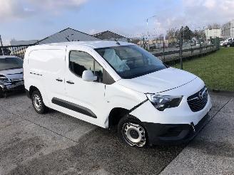 Opel Combo 1.5 CDTI picture 2
