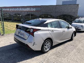 uszkodzony samochody osobowe Toyota Prius HYBRIDE 2021/1