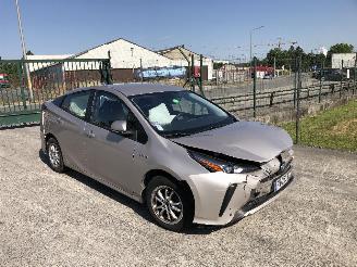 Toyota Prius HYBRIDE picture 3