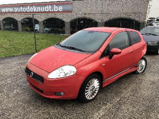 krockskadad bil auto Fiat Punto 1.3 MULTIJET 2008/6