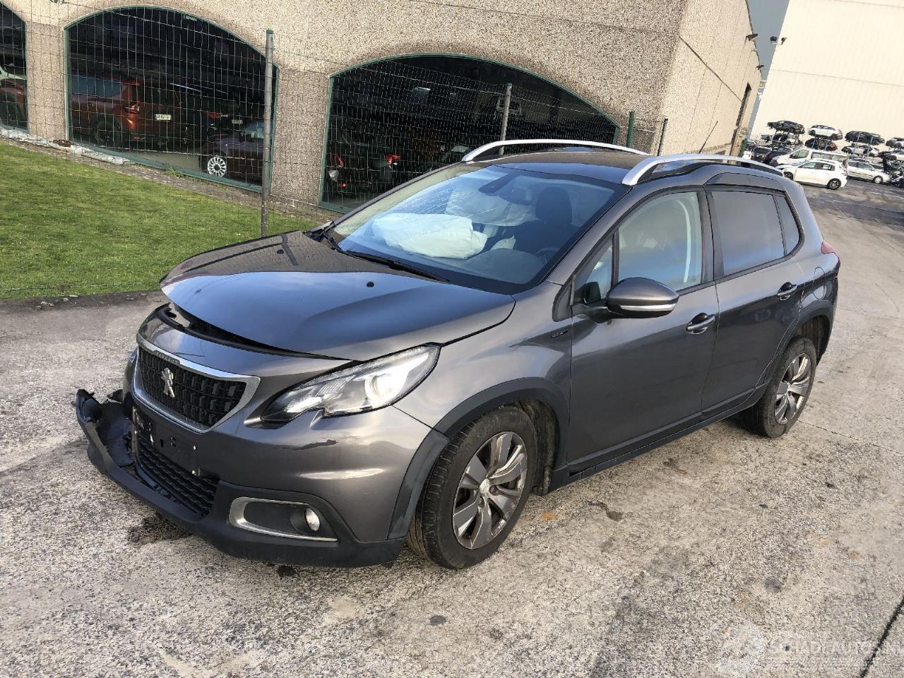 Peugeot 2008 SIGNATURE 1.2