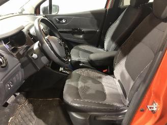Renault Captur 1.2 TCE AUTOMATIQUE picture 6