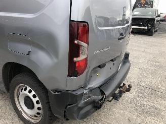 Peugeot Partner 1.6 HDI PREMIUM picture 12