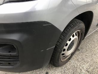 Peugeot Partner 1.6 HDI PREMIUM picture 9