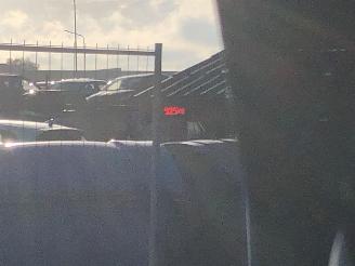 Volkswagen Up! 1.0 picture 24