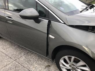 Opel Astra ELEGANCE 1.2 picture 12