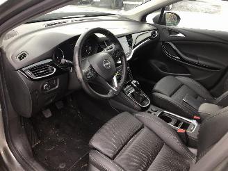 Opel Astra ELEGANCE 1.2 picture 5