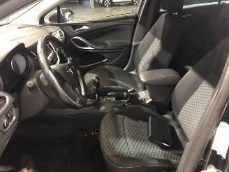 Opel Astra BREAK 1.6 CDTI picture 7