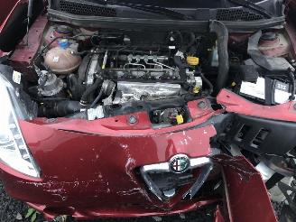 Alfa Romeo Giulietta 1.6 JTD picture 22