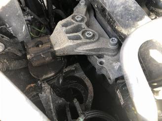 Peugeot 308 1.2 TURBO picture 29